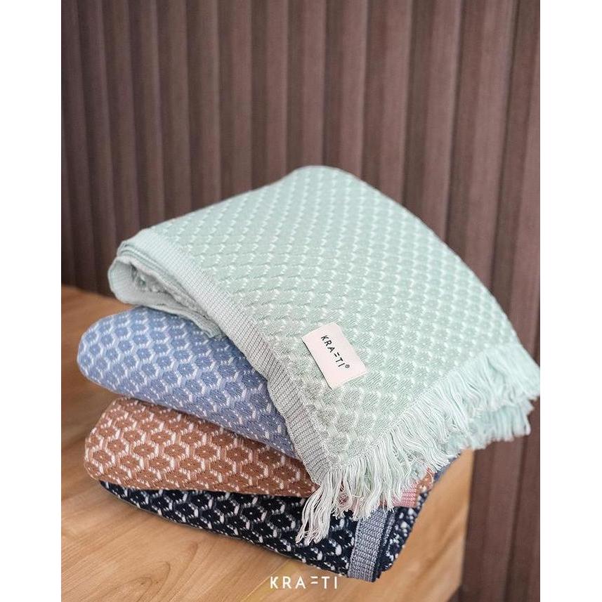 Krafti - Joury Knitted Blanket / Selimut Rajut Katun / Selimut Rajut / Selimut Dewasa/ Selimut Premi