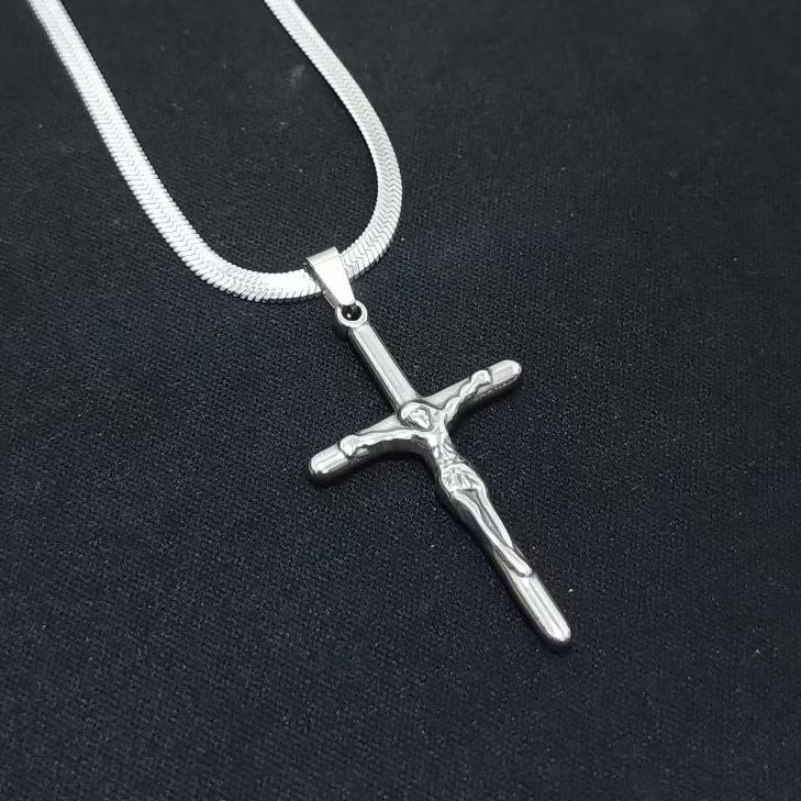 ORIGINAL KALUNG TITANIUM BELUT GEPENG LIONTIN SALIB YESUS PRIA WANITA TERBARU