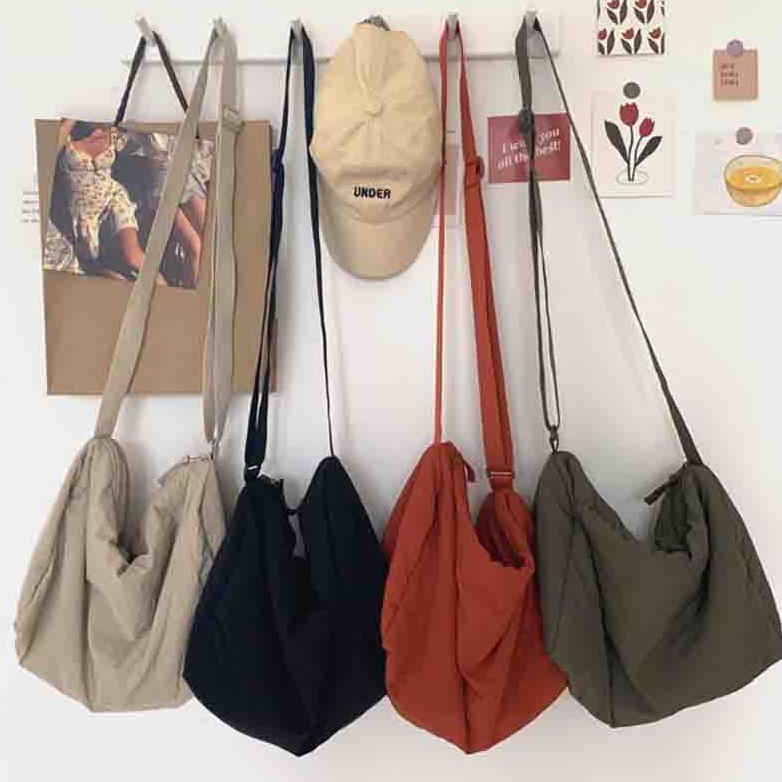 TAS BAHU UNIQLO / SLING BAG ALA UNIQLO / WAISHBAG ALA UNIQLO / HALFMOON BAG / TAS SELEMPANG UNIKLO /