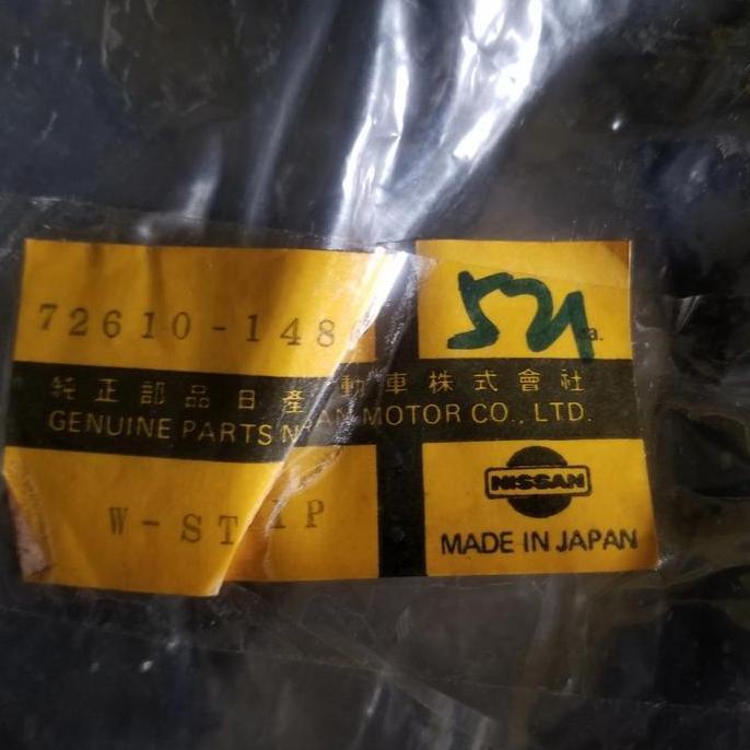karet kaca depan datsun 521