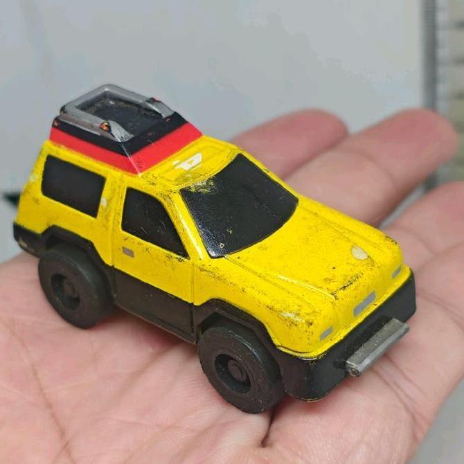 MAINAN MOBIL GEKISOU SENTAI CARRANGER RV ROBO MEGAZORD YELLOW VEHICLE ORIGINAL BANDAI NON DX FG75