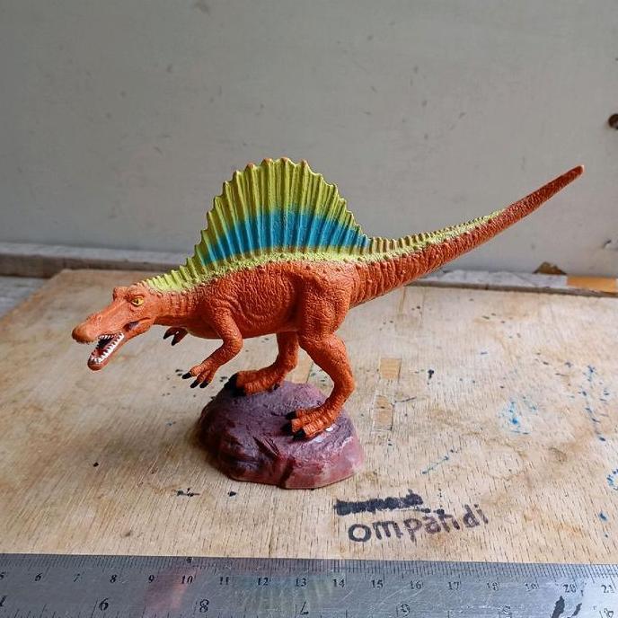 FIGURE HEWAN DINOSAURUS GEOWORLD CS99