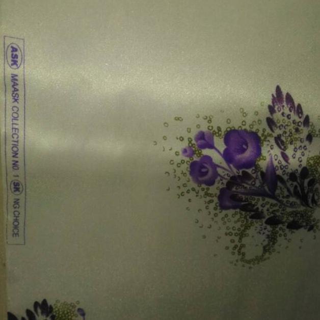 Kain Sutra Silk Flower Printing