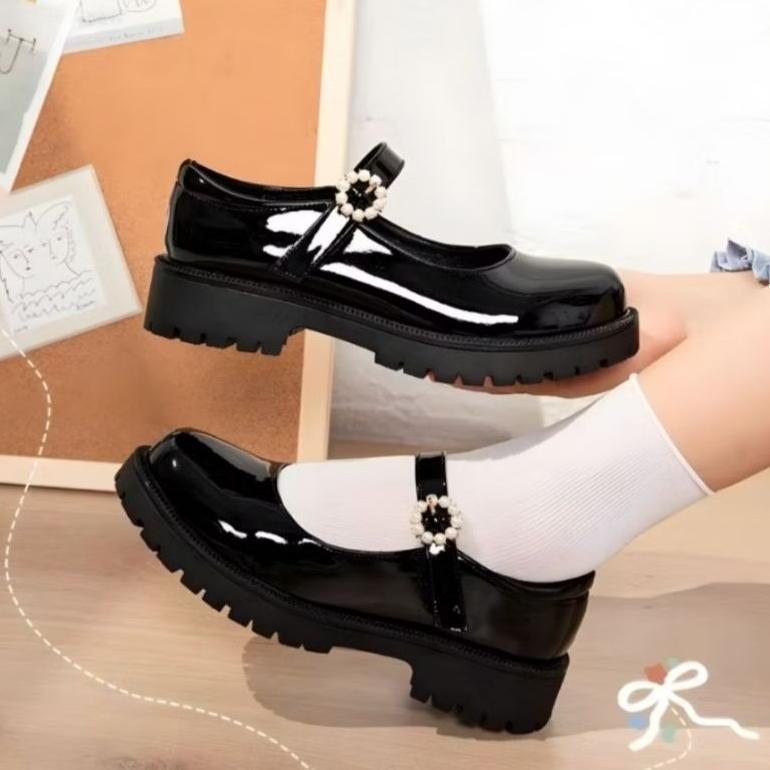 Mulus Sepatu Docmart Wanita Sepatu Pantofel Hak Hitam Glossy