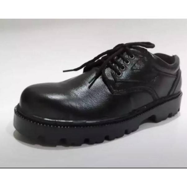 Sepatu Safety Kulit Proyek-Kerja-Lapangan-Spbu-Kitchen-Pria