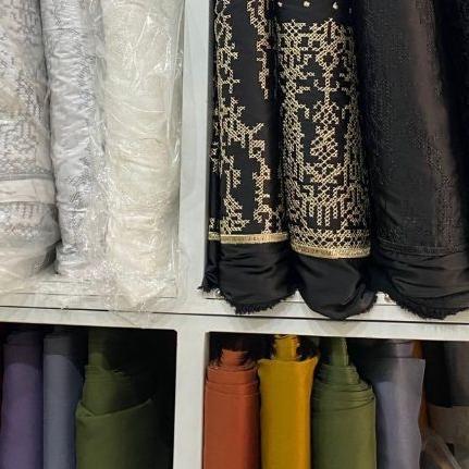 Kain Armani Silk Bordir Hitam Putih Premium - Bahan Gamis Mewah Wanita - Kain Bordir Elegan Untuk Dr