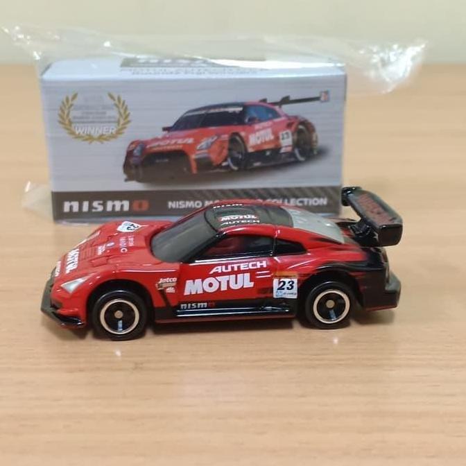 cvarhantama  / Tomica Nissan GTR NISMO Red Diskon