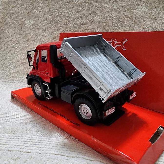 Diecast Truk Mercedes-Benz Unimog U400 Welly Nex 1:43