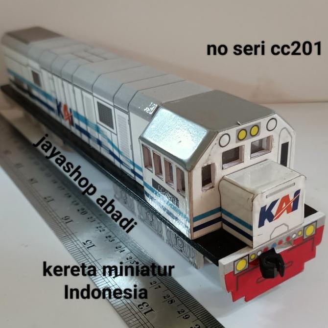 miniatur kereta api Indonesia cc201