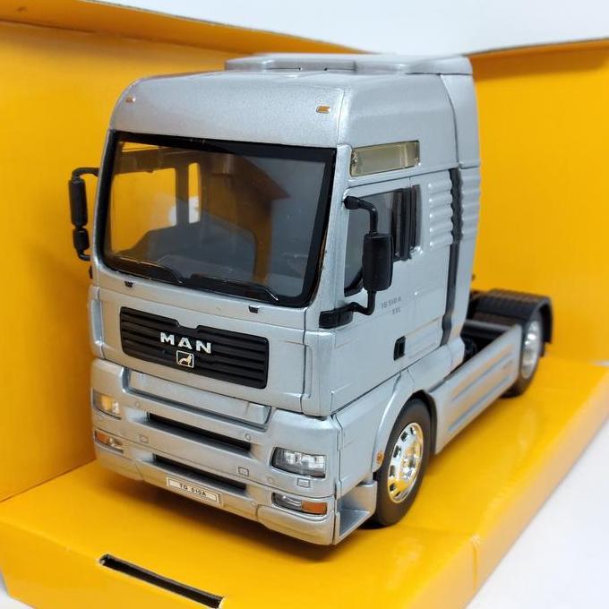 Diecast Kepala Truk Trailer MAN TG510A Welly Super Haulier 1:32 Mainan