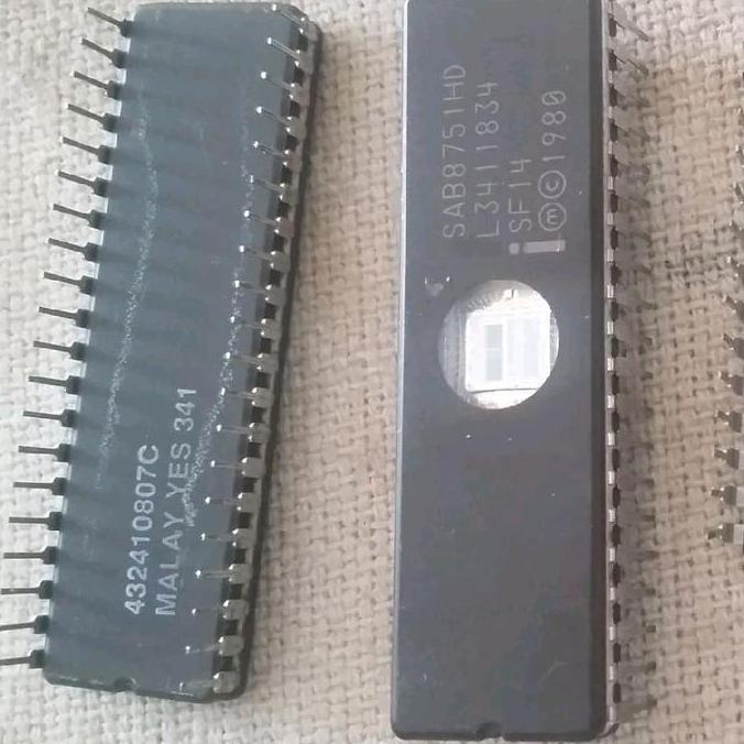 MICROCONTROLLER INTEL MSC51 SAB8751 SAB 8751 USED IDENTIK 8051 8751 AT8751 AT 87C51 AT87C51 AT89S51 