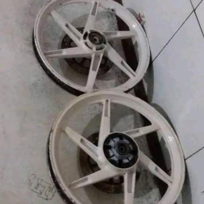 VELG ORIGINAL SUZUKI SATRIA 2TAK LUMBA/HIU DD READY STOCK