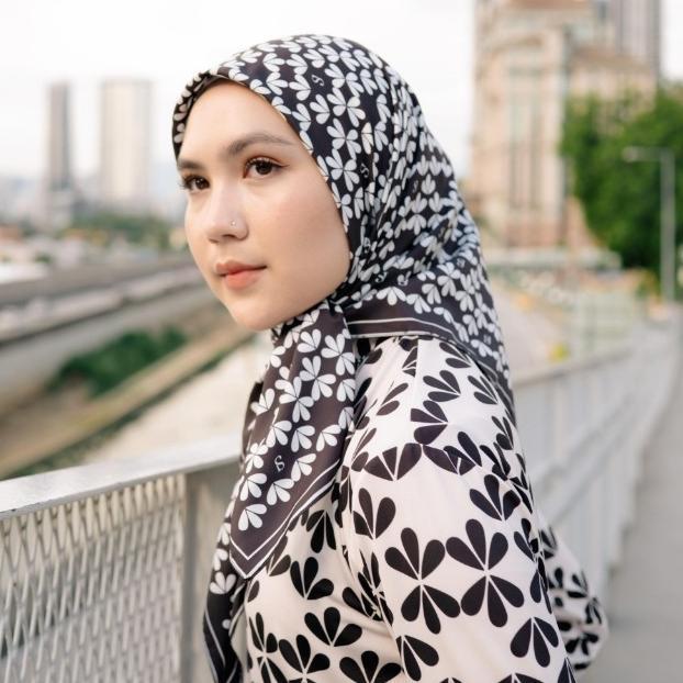Senja.Id Syal Scarf "Monokrom"