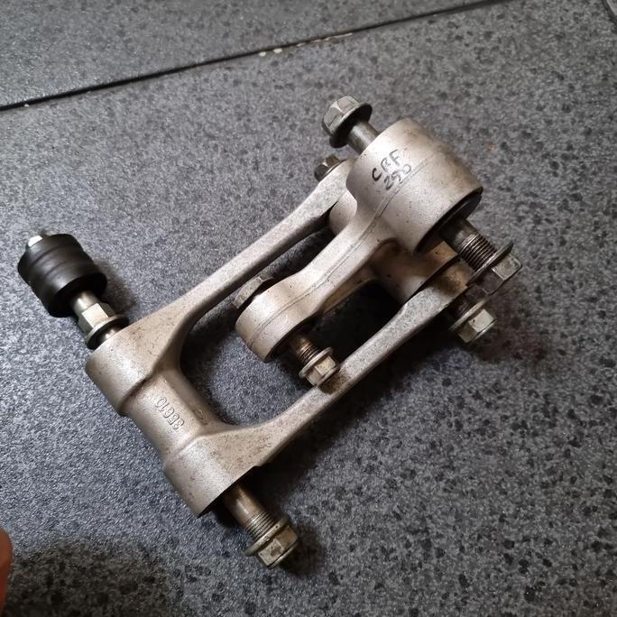 UNITRAK LINKAGE SWINGARM ARM HONDA CRF 250 450 R / X PROMO