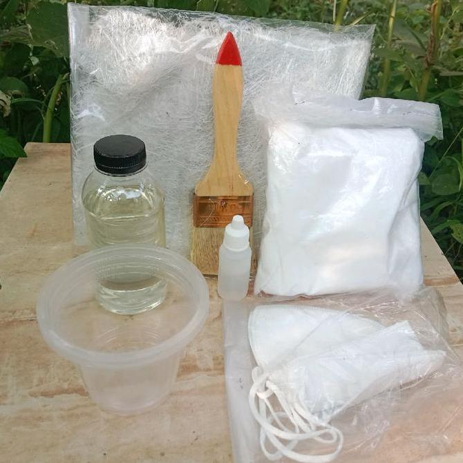 paket resin bening 200 gram kumplit resin,catalis,kasa fiber,kuas,masker ,cup.