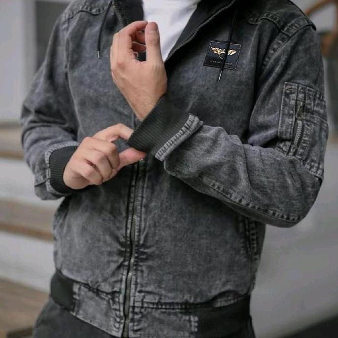 Hose- Jaket Jeans Motif Bomber Kupluk Terbaru Lengan Rip Karetan Pria Casual Keren Tebal