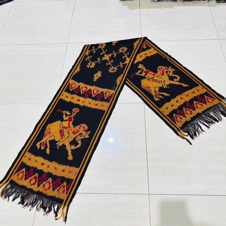 Kain_Usang | Syal Tenun Sumba - Kuda Lasem | Scarf Tenun Etnik | Tenun Ikat Halusan | Kain Tenun Jep