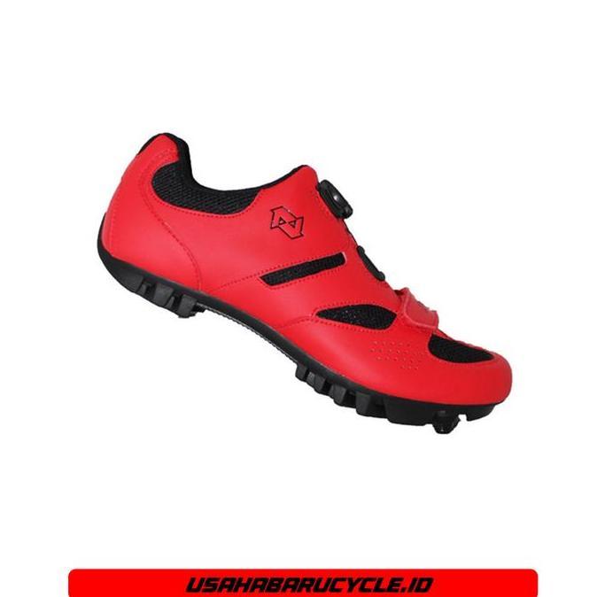 Sepatu Sepeda Gunung MTB XC Avelio Cleat