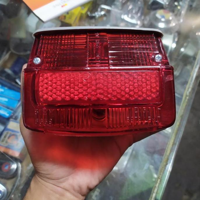 Ready Stoplamp Lampu Belakang Vespa Super Sprint Impor Karet Siem untuk Motor Vespa Super Sprint