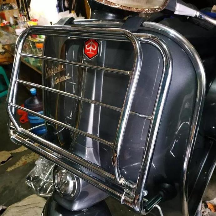 Ready Front Rack / Rak Depan Vespa Super Sprint Bajaj Chrome Model Ulma Garis