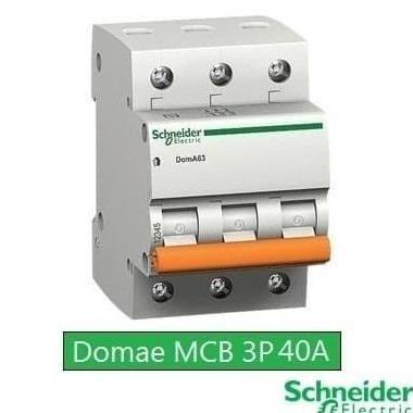 MCB Schneider Tipe Domae 3 Phase 40 ampere