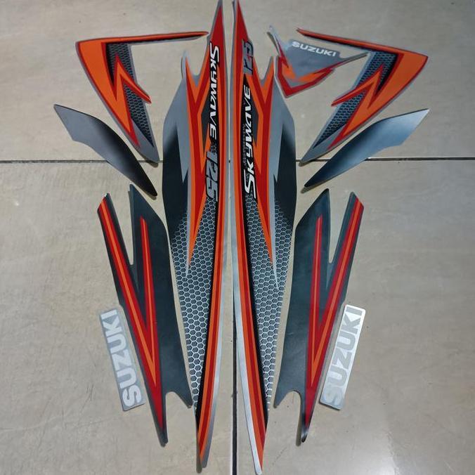 stiker striping suzuki skywave 125 2008 2009 silver lis body standar berkualitas original