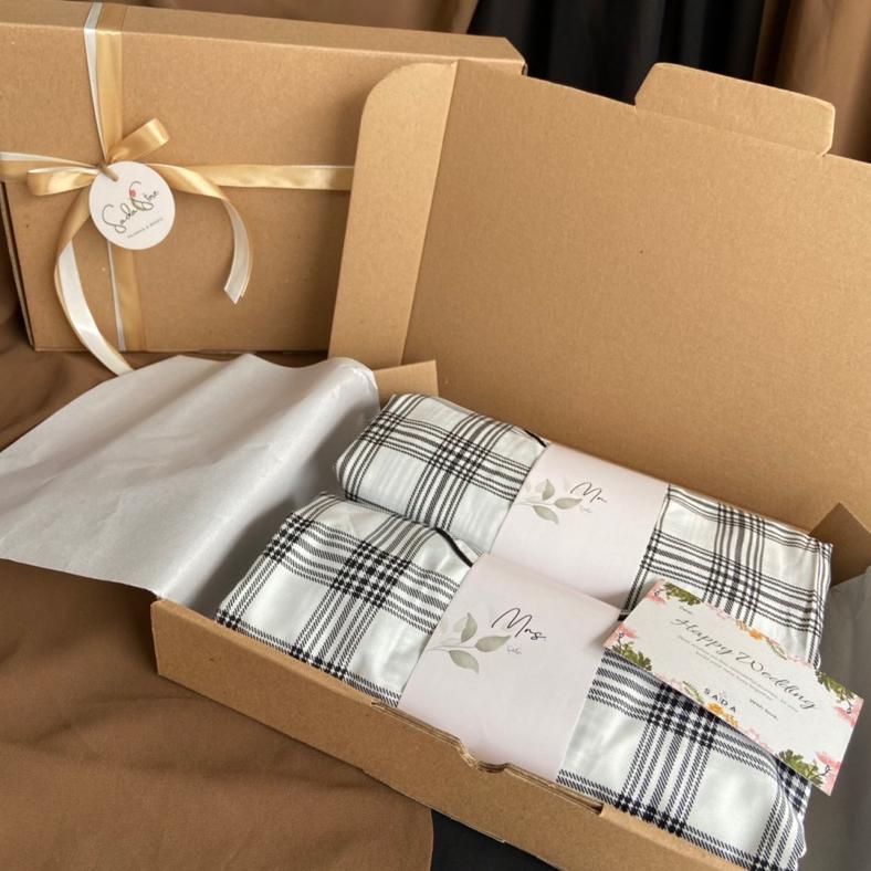 HOT SALE SADA BOX GIFT SET PIYAMA COUPLE HAMPERS KADO PERNIKAHAN HADIAH WEDDING BAJU TIDUR KEMBAR SA