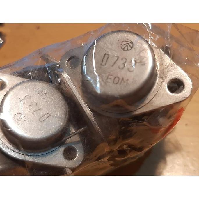 TRANSISTOR 2SD733 2SD 733 D733 D 733 SD733 SD 733 SANYO NOS BBM27