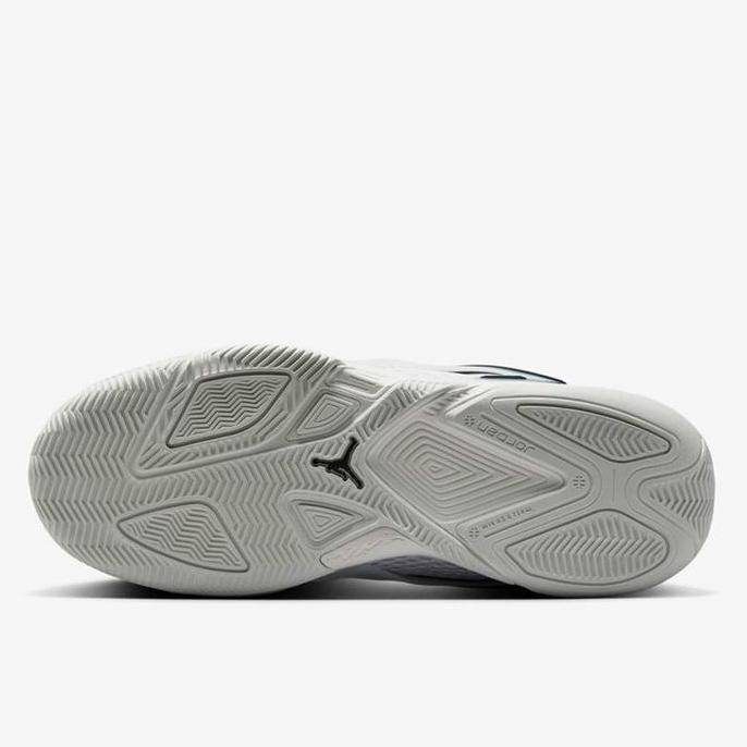 Sepatu Basket Air Jordan Jordan Heir Series PF White (TERBAIK) (TERBARU) (TERMURAH)