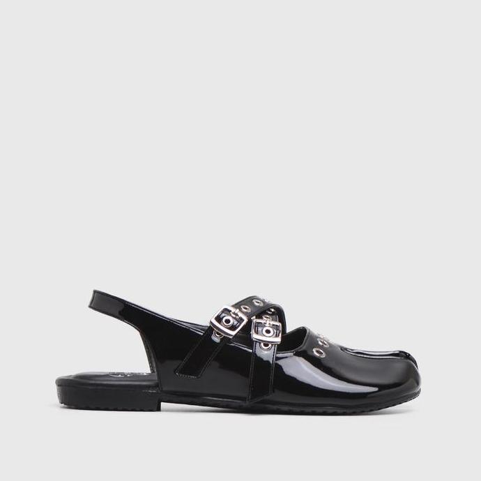 Adorableprojects - Flowie Flat Shoes Black - Tabi Shoes