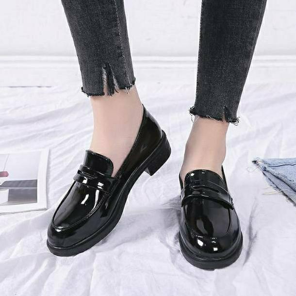 DISKON Sepatu Wanita / Sepatu Loafers Wanita /  Docmart bella