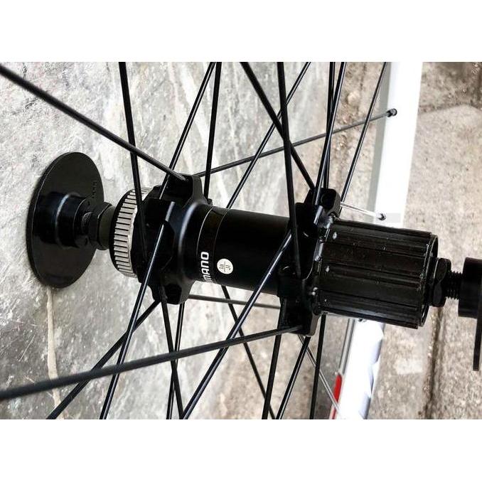 Wheelset 26 Mtb Shimano Mt55 Deore Hitam Putih Disc Centerlock Qr Tubeless
