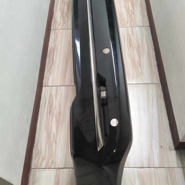 Bumper belakang hrv 2022-2025