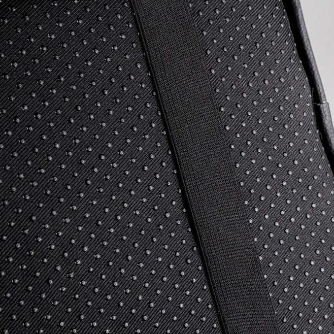 Mcqueen- Bantalan Arm Rest Mobil Universal Rna Hitam
