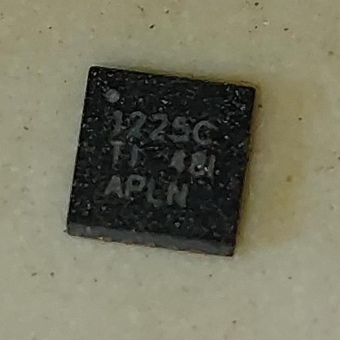 IC 1225C TPS1225C SYNC BUCK CONTROLLER TPS51225 TPS 51225 QFN-20 SE27