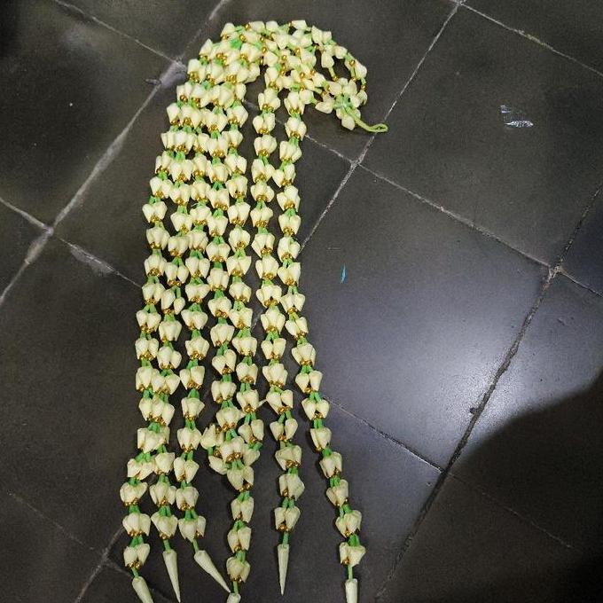 Jurai Melati Mutiara/Jurai Melati Pyar