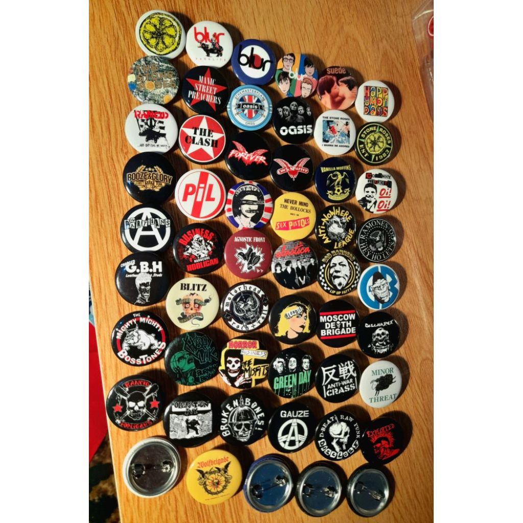 Pin Button Band Musik Rock Punk Britpop - Bros Peniti Aksesoris Tas Jaket