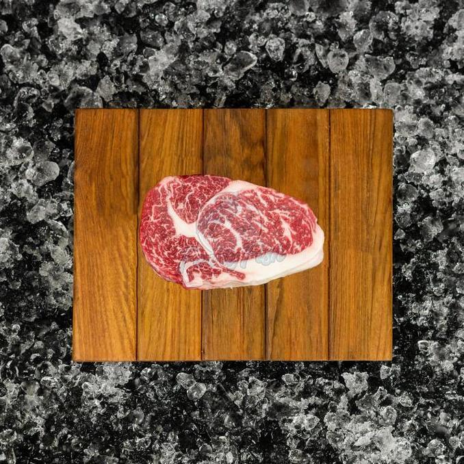 Premium Ribeye Steak Tokusen Wagyu MB 5
