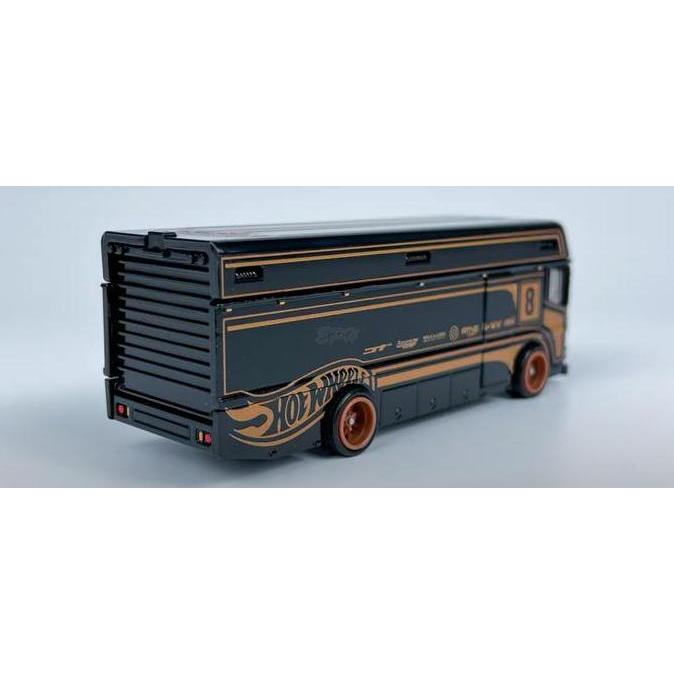 Hot Wheels Euro Hauler NEW LOOSE Diorama Track Day Premium