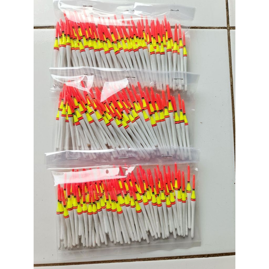 pelampung kumbul kambangan pancing samurai ramping kurus slim sensitif unik 1 pak isi 100 pcs
