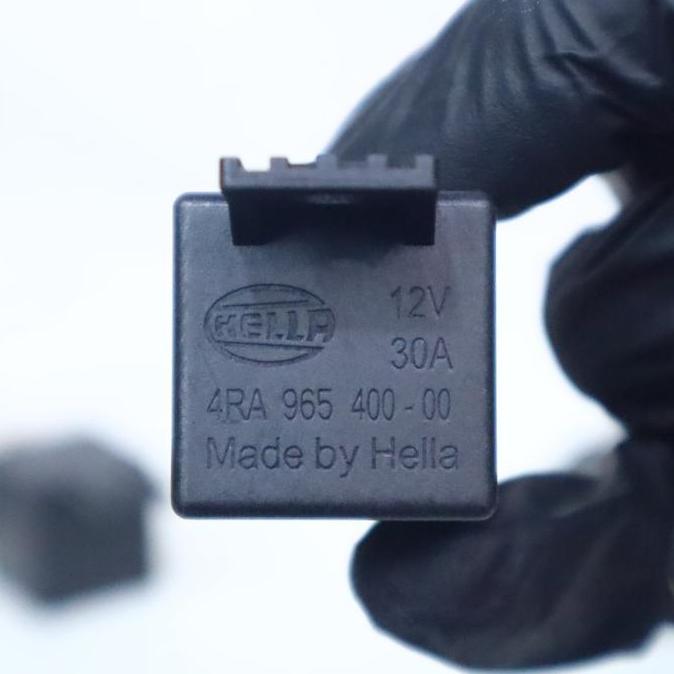 Otokit- Relay Hella Kaki 4 12V 30A - Relay Klakson Hella - Relay Lampu Hella