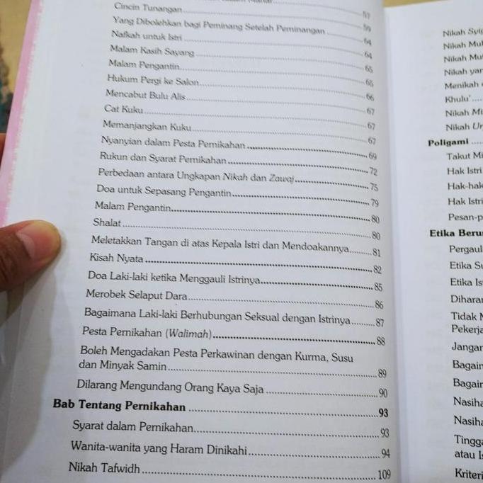 Promo Buku Mahkota Pengantin Bingkisan Istimewa Untuk Suami Istri - Terjemah Kitab Tuhfatul 'Arusain