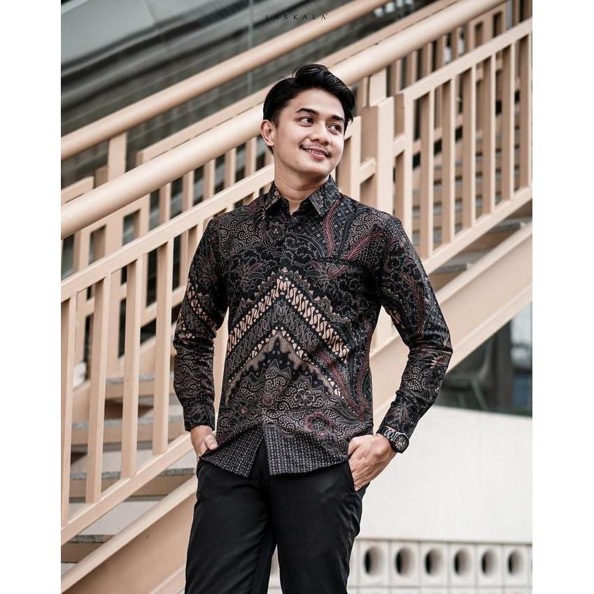 Laskala Batik Premium Sandro Kemeja Batik Pria Slimfit Lengan Panjang