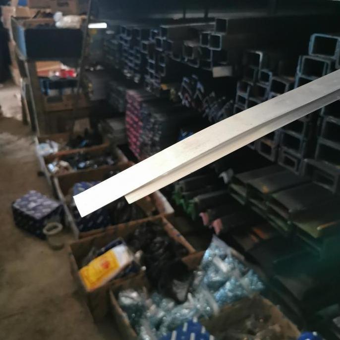 list plat aluminium / plat strip