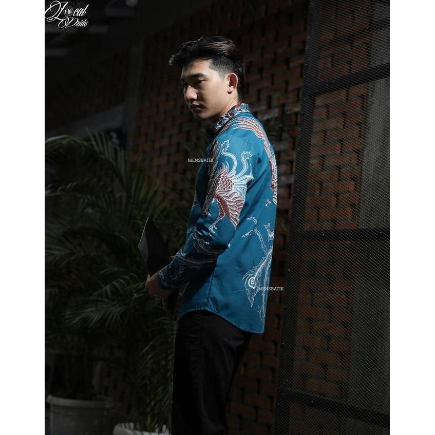 MENSBATIK - Rekta Sawunggaling - Batik Slimfit Lengan Panjang Gaya Tangguh & Tegas Buat Pria yang Pu