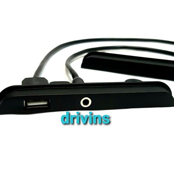 Kuping Toyota / Kuping Innova Dengan Aux Dan Usb Port