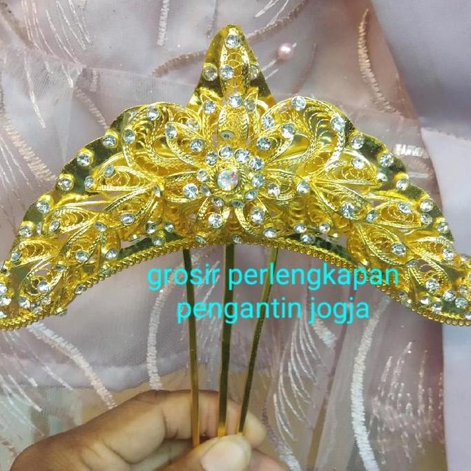 Sari ayu / gunungan jogja model trap