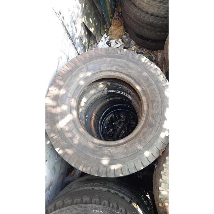 Terlaris Ban Dapra Kapal Ukuran 1100 Ban Loader Kapal Fender Ex Truck Lubang 3 Dan 4