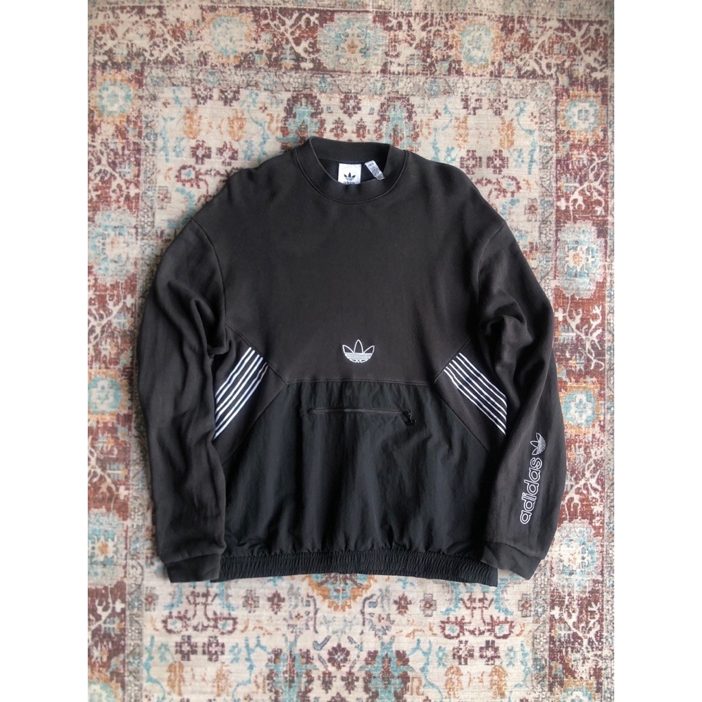 ADIDAS CENTER CREWNECK
