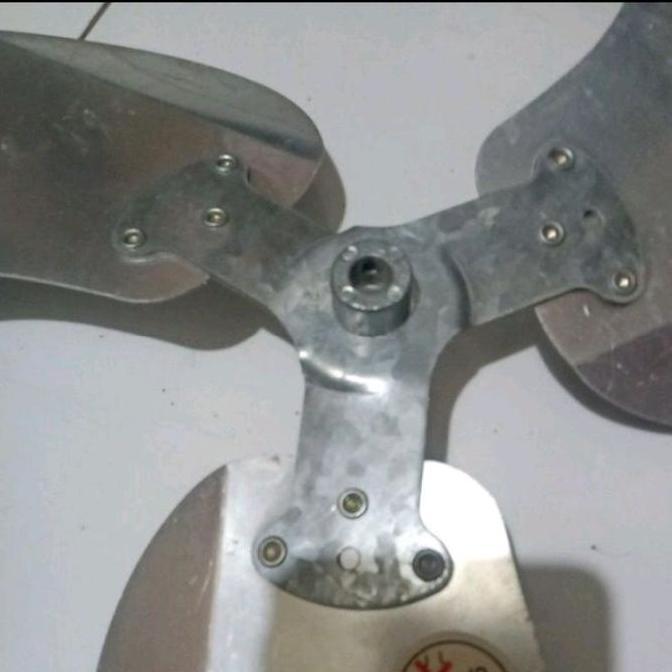 baling baling kipas angin besi 18 - 20 inch 3 in 1 tornado sekai